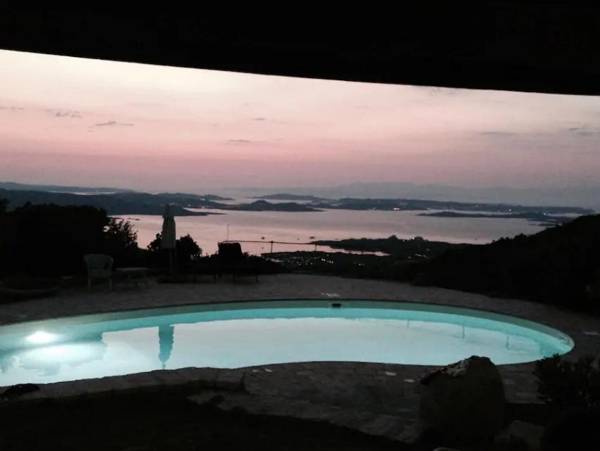 Villa Monte Moro ''Azzi Russi''