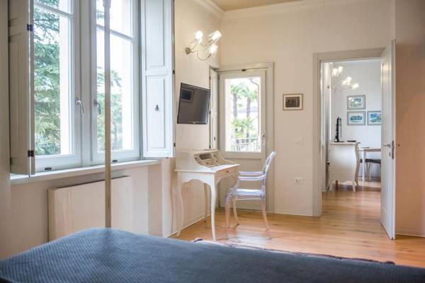 Villa Italia Luxury Suites and Apartments