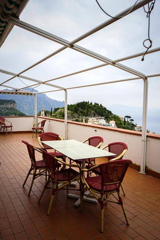 3 bedrooms appartement with wifi at Amalfi 3 km away from the beach