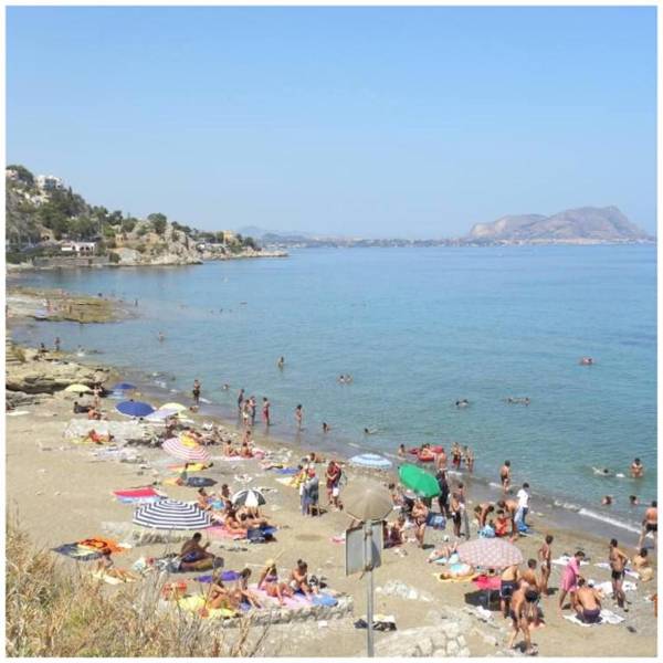 I mori di Sicilia mare a 10 minuti fiori frutta e piscina