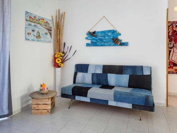 Modern Holiday Home in Alcamo Marina with Sea Beach Nearby