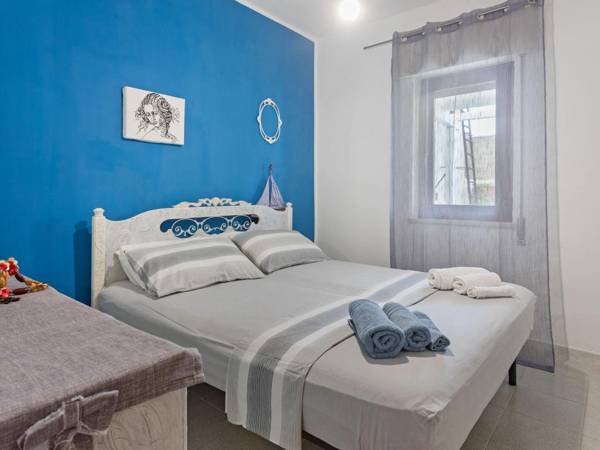 Modern Holiday Home in Alcamo Marina with Sea Beach Nearby