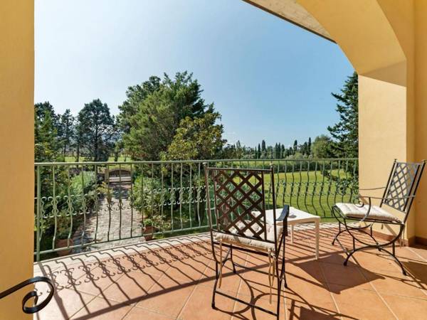 Restful Villa in Albanella with Swimming Pool and hot tub