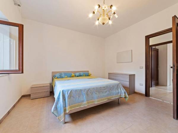 Lovely Apartment in Agropoli with Garden and Fireplace