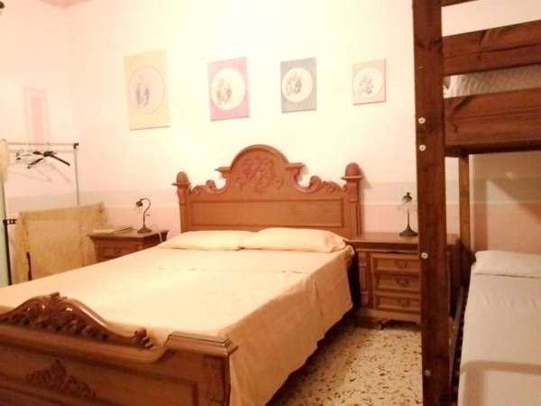 2 bedrooms appartement at Agrigento 700 m away from the beach with sea view enclosed garden and wifi