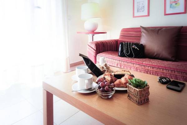 Apartment spacious Long Stay Rome Area I Triangoli with garden in the backyard