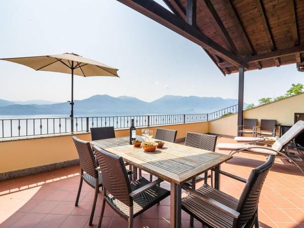 Panoramic house in a residence upon the green hills overlooking Lake Maggiore