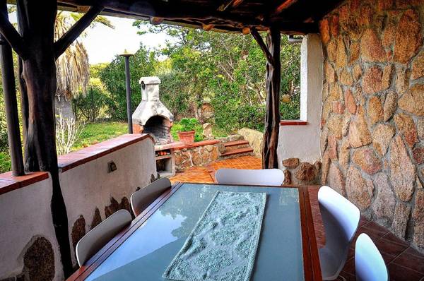 Baia Sardinia - Villa Rose with 3 rooms 500 meters from the sea - independent 10