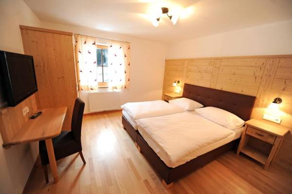 Apartments Restaurant Rusctlea