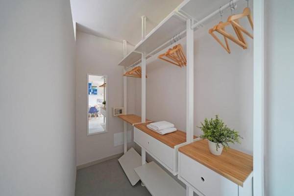 Gardaliva Blue Studio 3