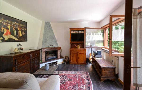 Awesome apartment in Busa di Villotta with WiFi and 1 Bedrooms