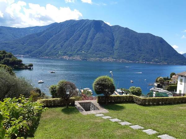 Big Apartment With Lake View and Two Bedrooms