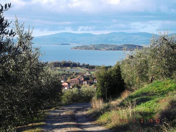 Autunno tra Toscana e Umbria Lago Trasimeno Agriturismo Borgo Cenaioli