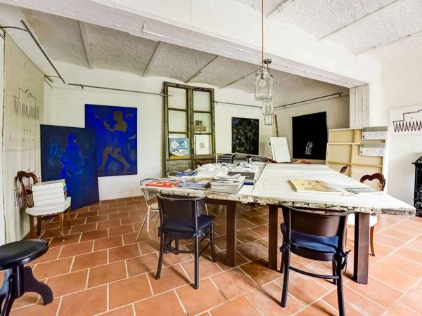 Welcoming Mansion in Portacomaro with Garden and Library