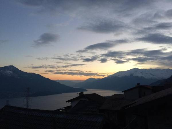 Appartamenti Montemezzo Le Case in Pietra