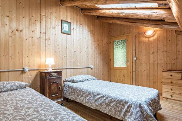 Baita Rustica immersa nel verde