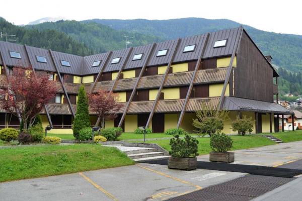 Trilocale Centro Pineta 065 Pinzolo