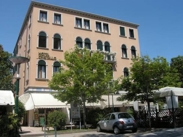 Hotel Cristallo