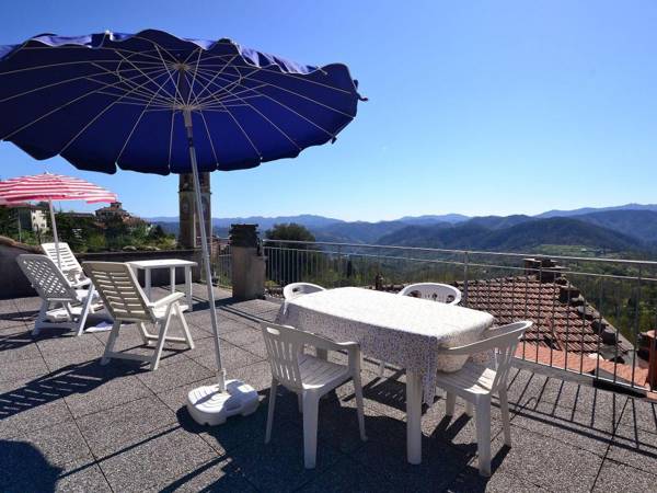 Holiday Home in Sesta-Godano with Terrace BBQ Parking