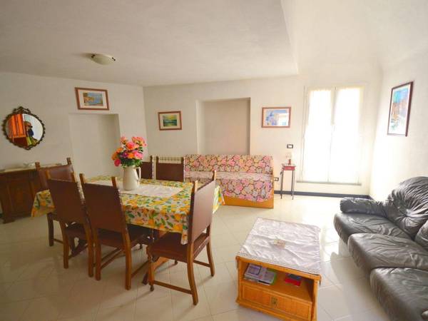 Holiday Home in Sesta-Godano with Terrace BBQ Parking