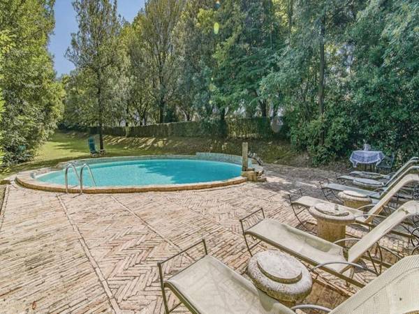 Premium Apartment in Filottrano with Swimming Pool