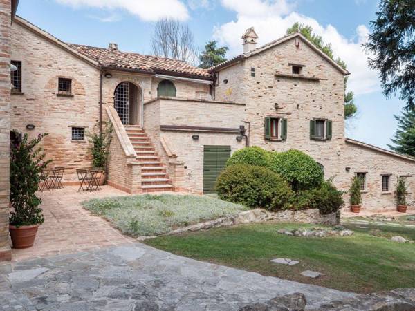 Graceful Holiday Home in Mombaroccio with Private Garden