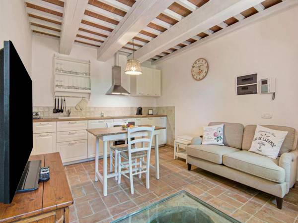 Scenic Apartment in Mombaroccio with Garden near City Centre