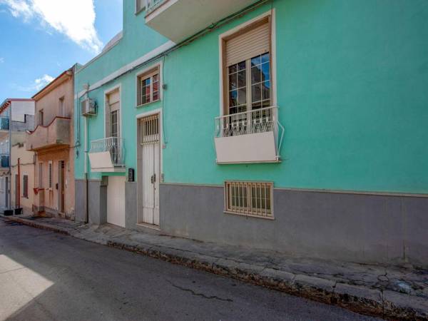 Comfortable Apartment in Pachino with Balcony