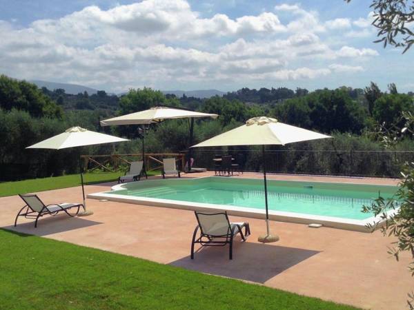 Trabquil Holiday Home in Selci Italy with Swimming Pool