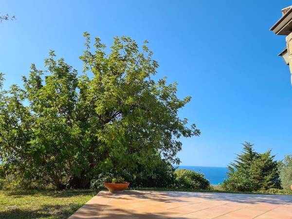Villa del Carrubo a due passi dal mare di Cefalù