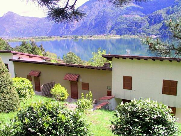 On the banks of the Idro lake in a quiet location.