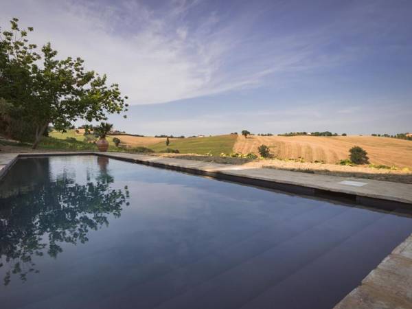 CasaVostra - Ambience Suites