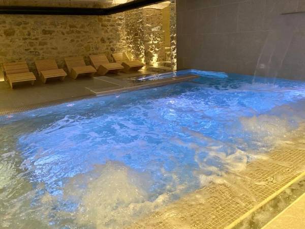 Spa & Wellness by Des Anglais " Ingresso SPA gratuito"