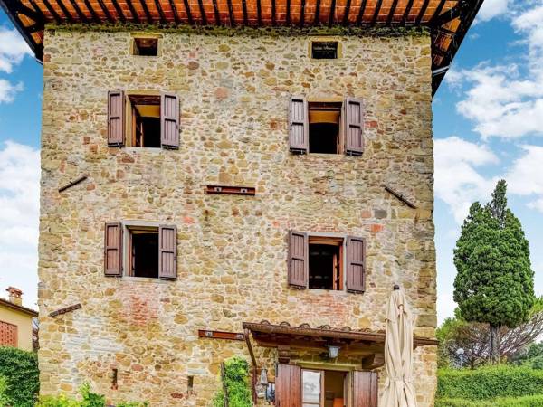 Welcoming Holiday Home with Swimming Pool in Le Ville