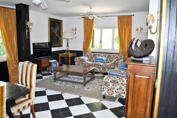 5 bedrooms villa with private pool jacuzzi and enclosed garden at Poggio Catino