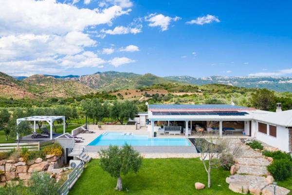 Villa Sara con Piscina