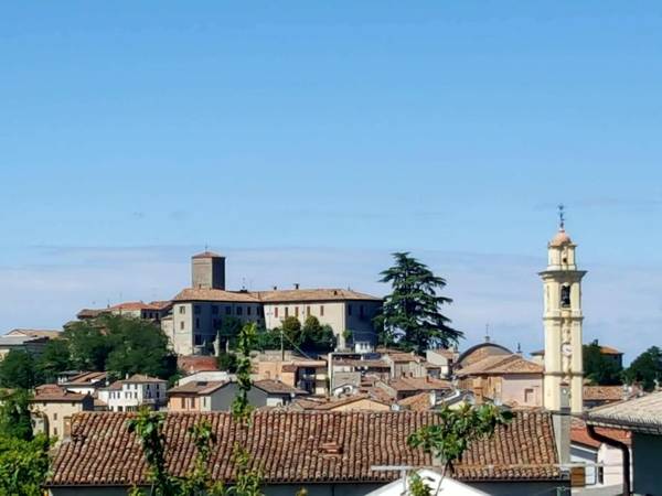 La Terrazza sui Vigneti-Rovescala