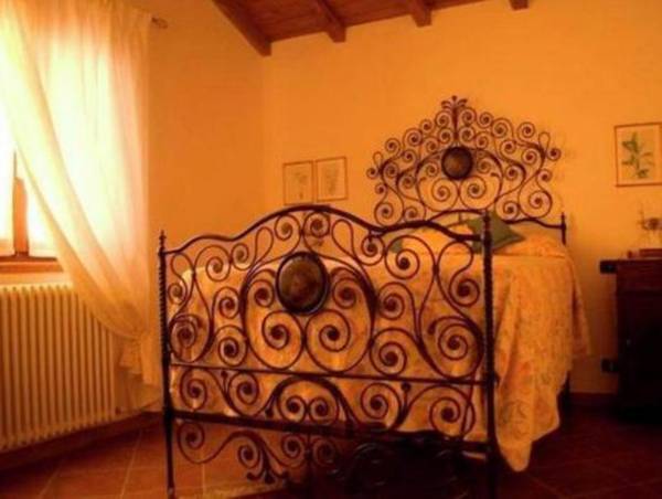 Cozy Holiday Home in Vezzi Portio with Swimming Pool