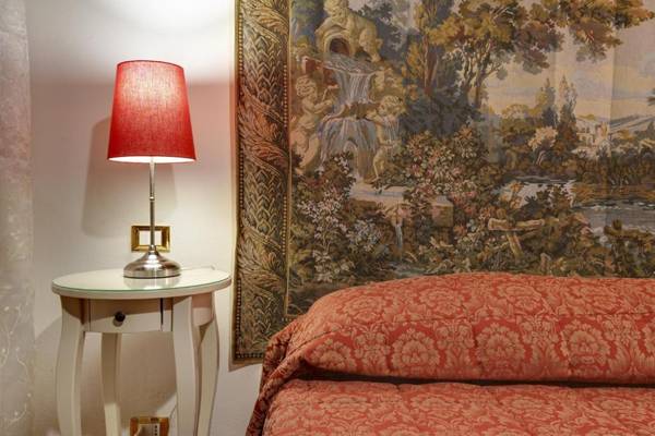 Grimaldi Apartments Cannaregio