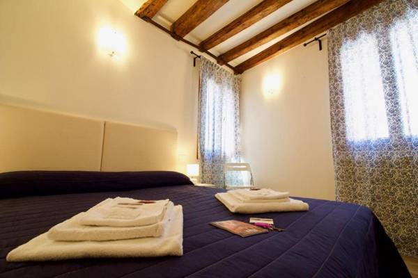 Veneziacentopercento Apartments & Rooms