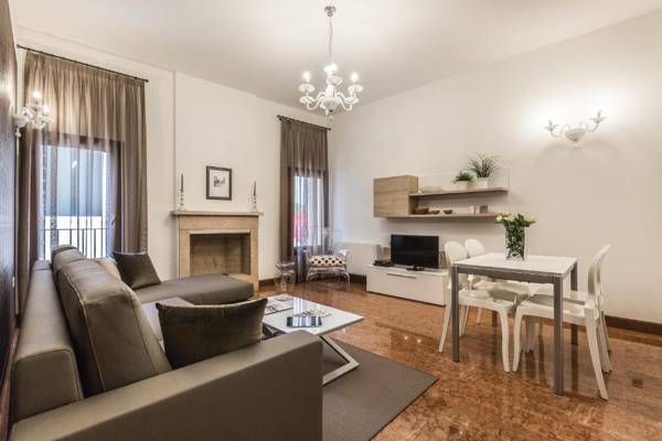 Ca' Del Monastero 3 Collection Apartment for 4 Guests with Lift