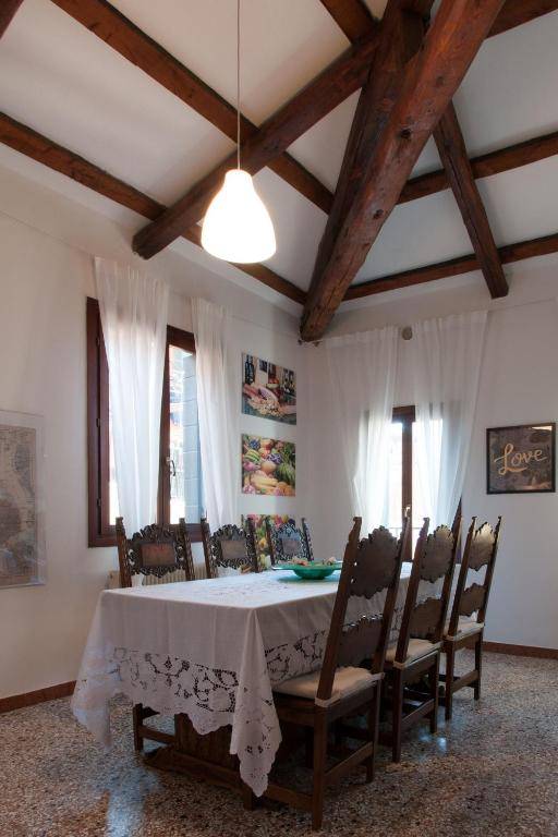 Ve-nice Suite Giuffa C4834