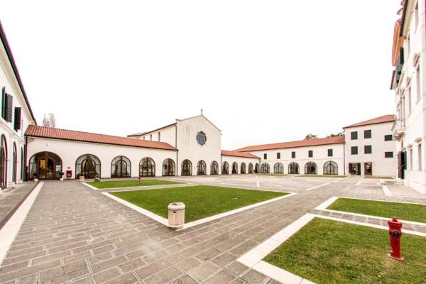 Centro Cardinal Urbani