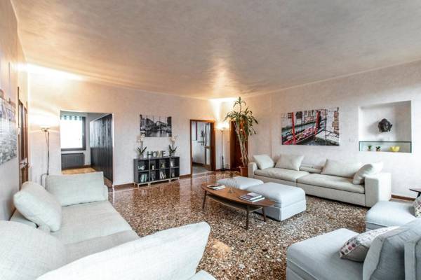 Bacino San Marco Exclusive View R&R