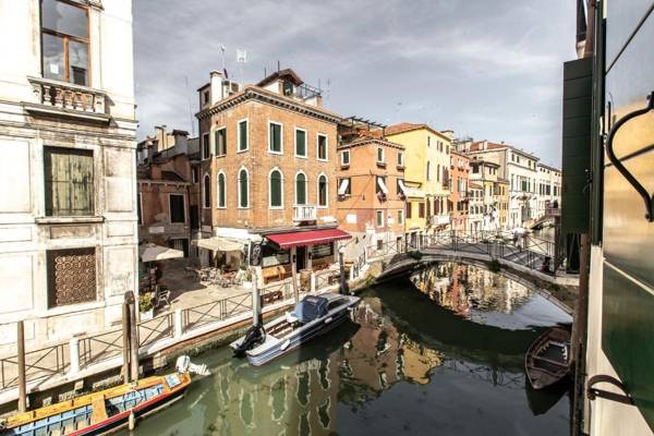 Santa Fosca Canal View R&R