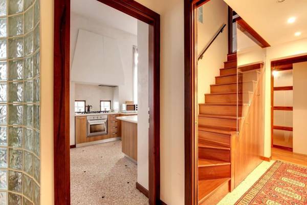 Bosso Palace Venetian Apartment