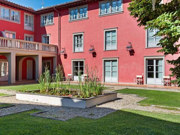 Modern Holiday Home in Rignano sull'Arno with Swimming Pool