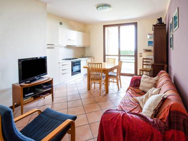 Modern Holiday Home with Swimming Pool in Lombardy