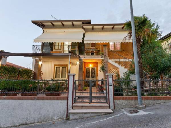 Spacious Apartment near Saludecio