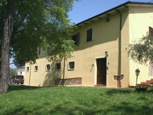 Lovely Holiday Home with Pool in Monte Colombo